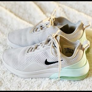 Nike Air Max Training Sneaker